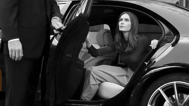 چافلور - اجاره خودرو با راننده در دبی | خدمات راننده دبی | دبی