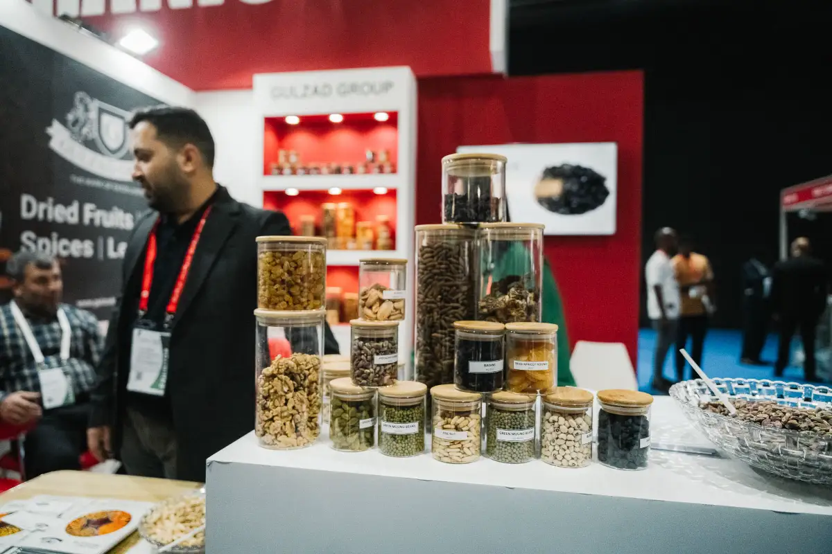 المعرض الدولي للمكسرات والفاكهة المجففة والأغذية الحلال في دبي