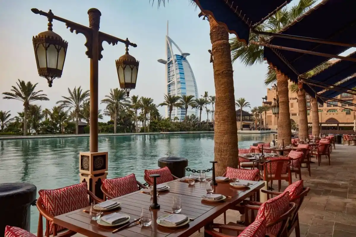 رستوران‌ها و کافه‌های مدینه‌الجمیرا