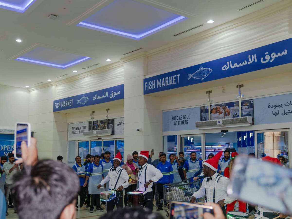 두바이 해산물 축제; 바다로의 맛 여행!