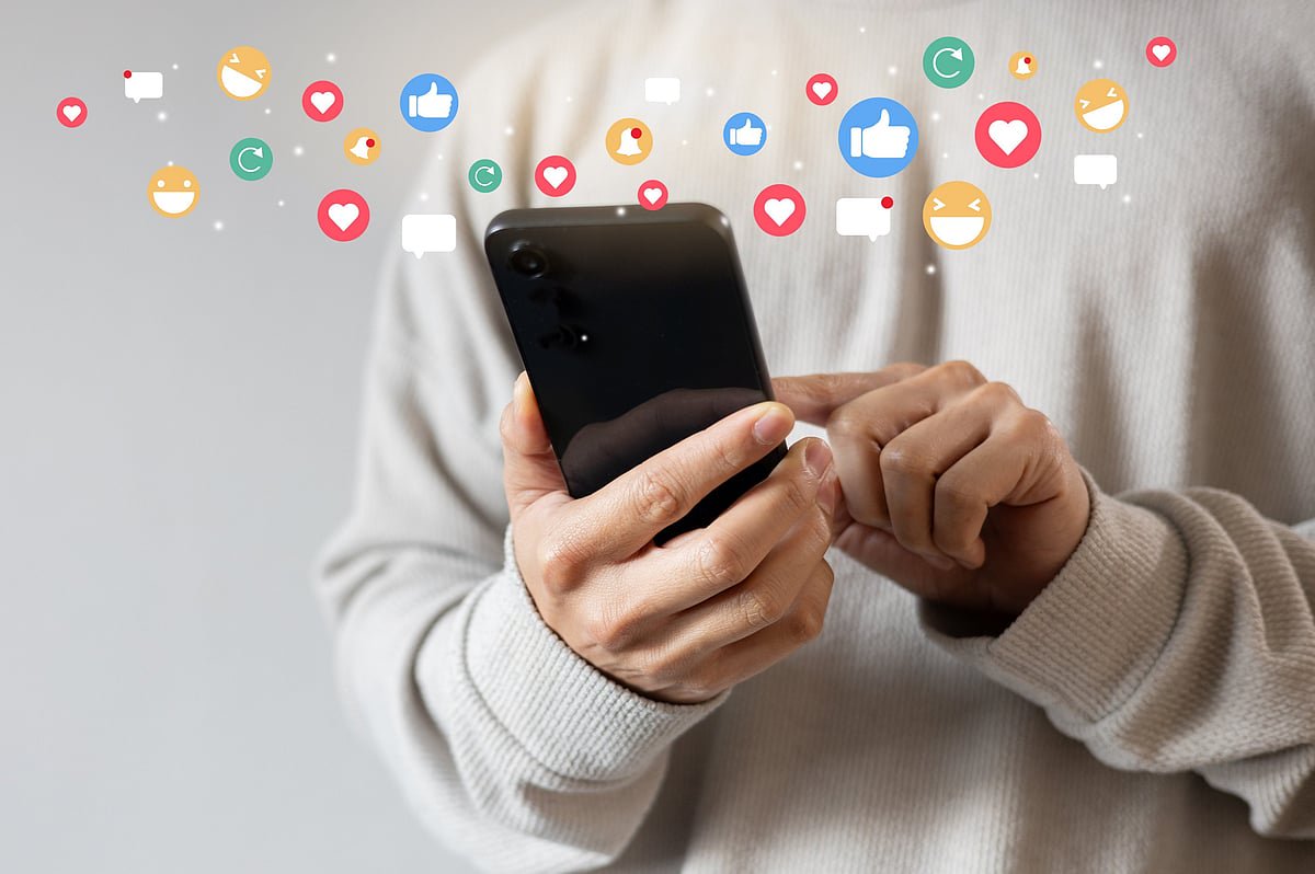 هشدار سایبری امارات: خطرات به اشتراک‌گذاری جزئیات شخصی آنلاین