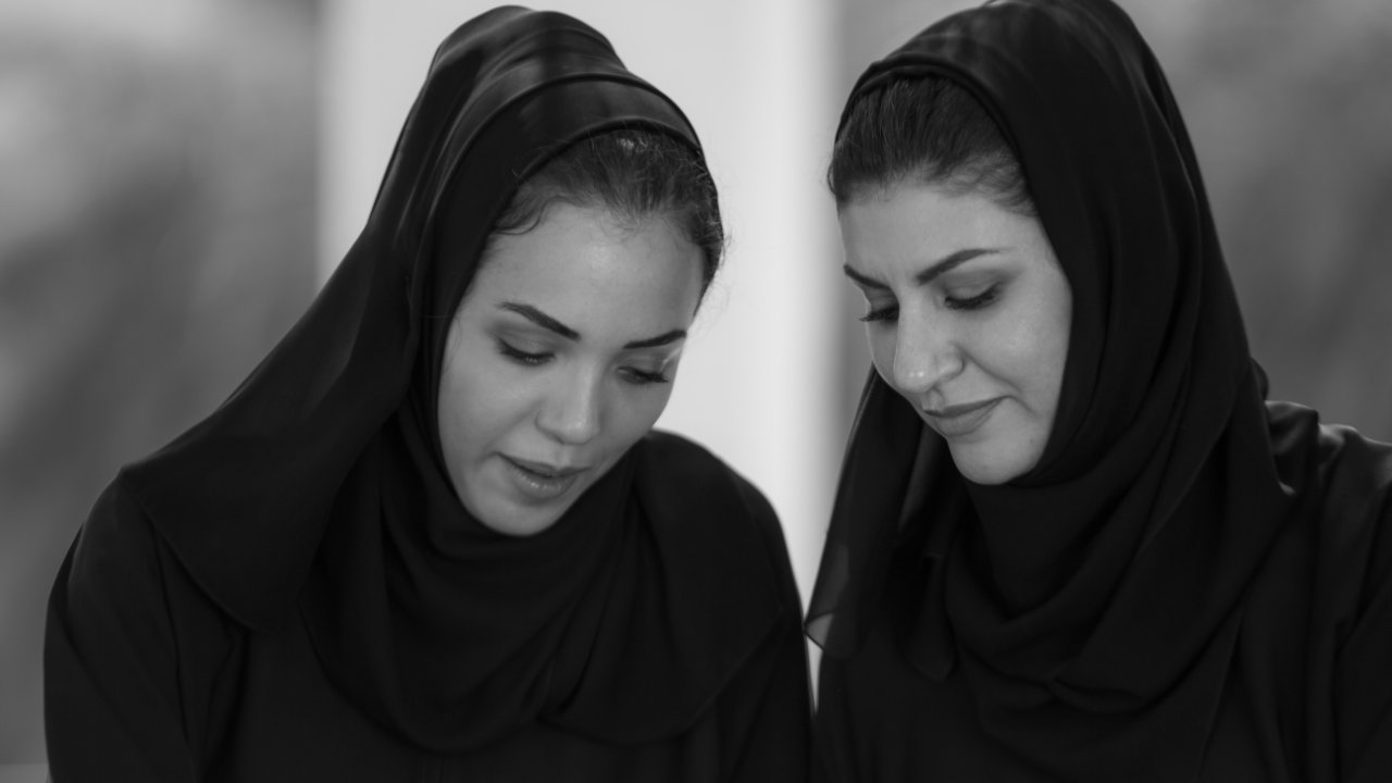 زنان امارات: پیشرفت‌های چشمگیر در عرصه مهارت و رهبری