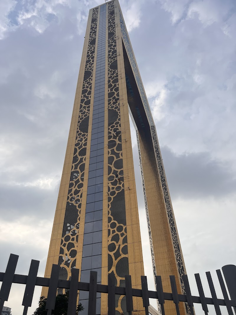 Island Car Park Rental Bur Dubai | Dubai